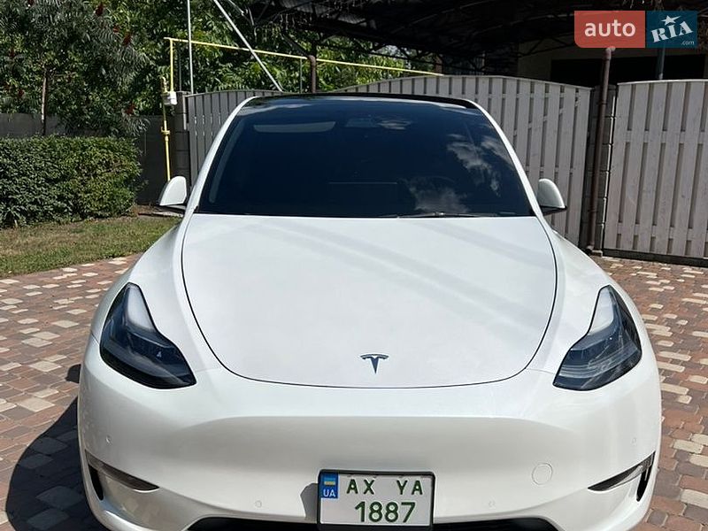 Позашляховик / Кросовер Tesla Model Y 2021 в Первомайську фото 3 Позашляховик / Кросовер Tesla Model Y 2021 в Первомайську