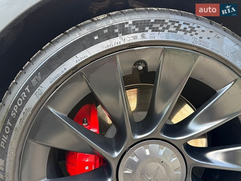 Позашляховик / Кросовер Tesla Model Y 2023 в Кривому Розі фото 56 Позашляховик / Кросовер Tesla Model Y 2023 в Кривому Розі
