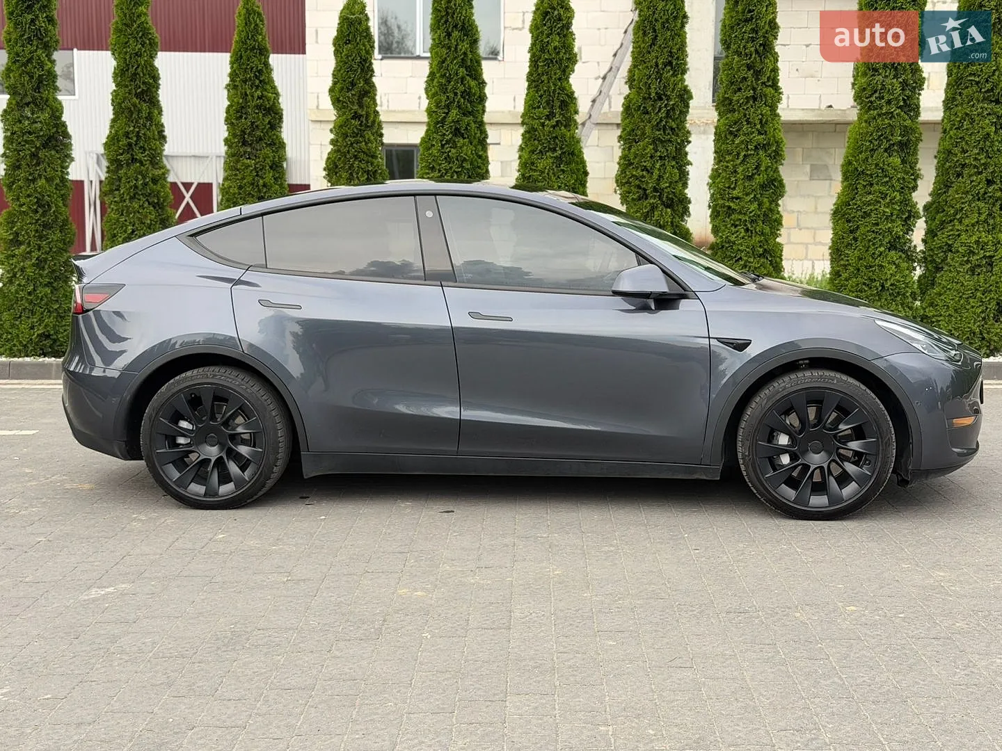 2022 Tesla Model Y - мініатюра 3