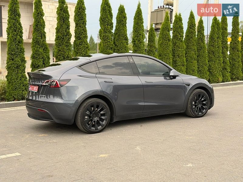 Позашляховик / Кросовер Tesla Model Y 2022 в Надвірній