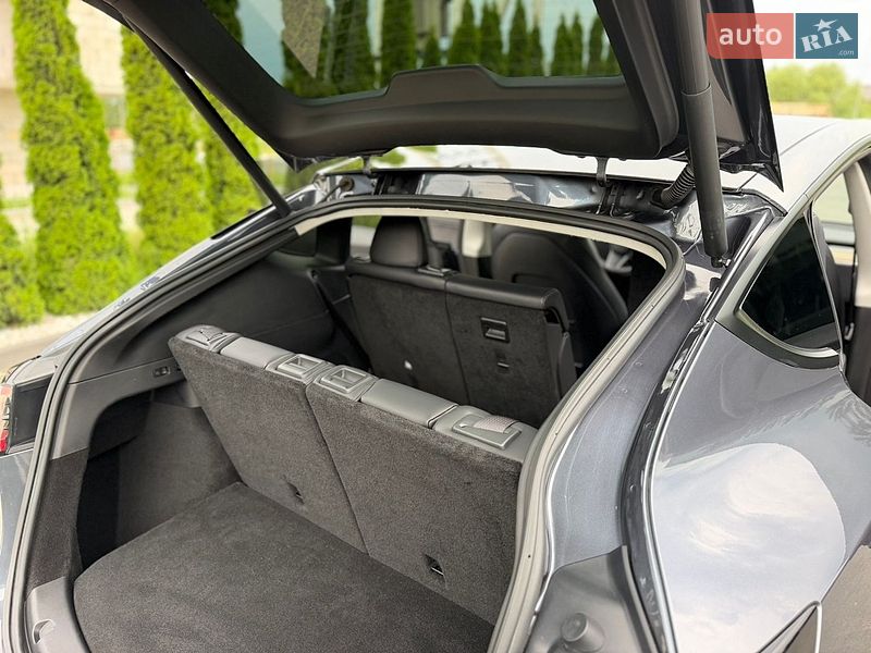 Позашляховик / Кросовер Tesla Model Y 2022 в Надвірній