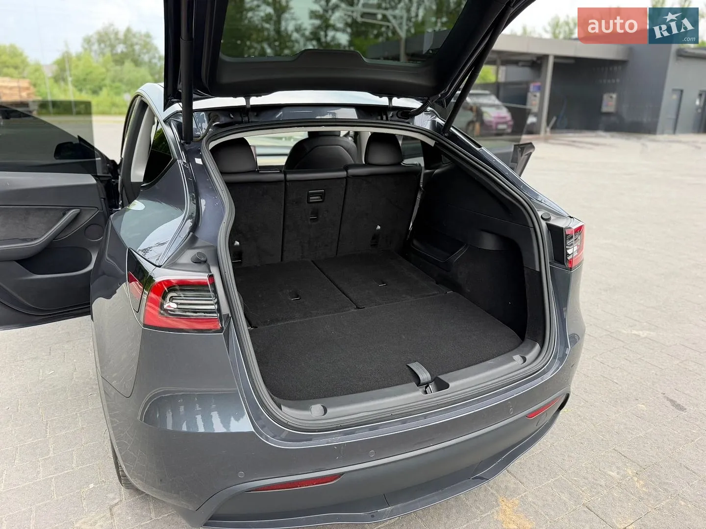 2022 Tesla Model Y - мініатюра 17