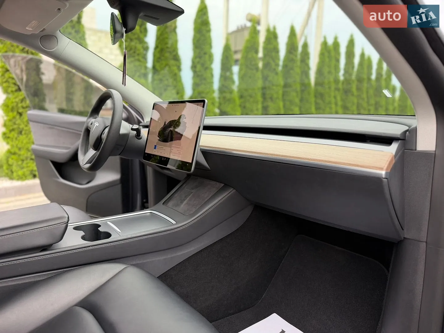 2022 Tesla Model Y - мініатюра 21