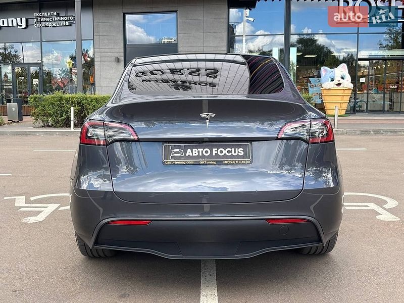 Позашляховик / Кросовер Tesla Model Y 2023 в Києві
