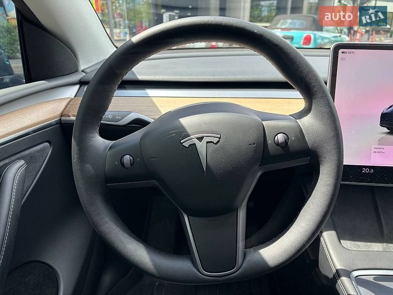 Позашляховик / Кросовер Tesla Model Y 2023 в Києві