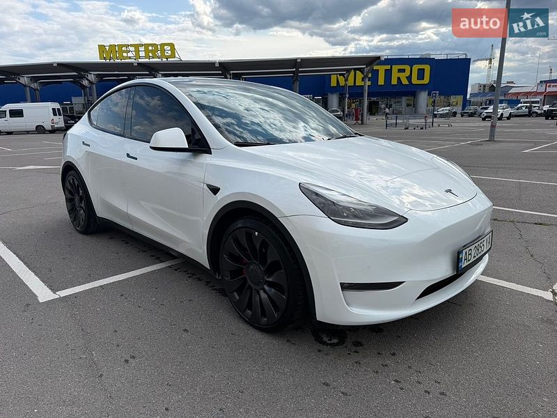 Tesla Model Y 2022