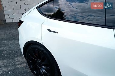 Позашляховик / Кросовер Tesla Model Y 2022 в Хмельницькому