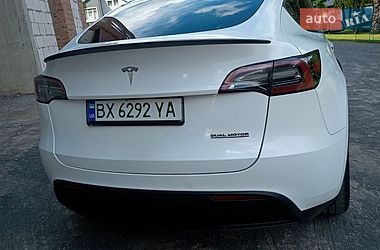 Позашляховик / Кросовер Tesla Model Y 2022 в Хмельницькому