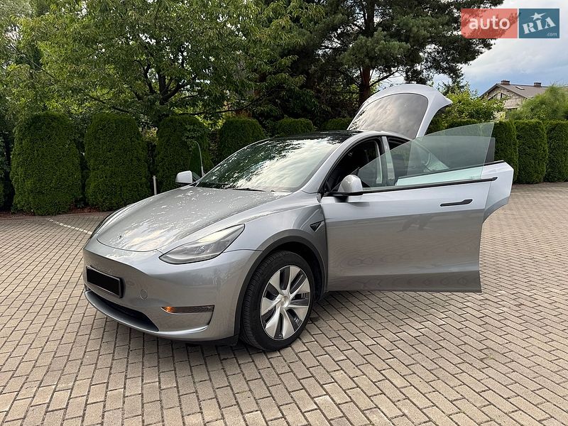 Внедорожник / Кроссовер Tesla Model Y 2024 в Львове фото 56 Внедорожник / Кроссовер Tesla Model Y 2024 в Львове