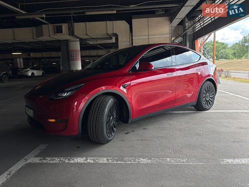 Tesla Model Y 2020
