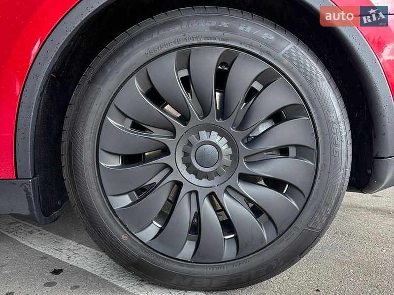 Позашляховик / Кросовер Tesla Model Y 2020 в Києві