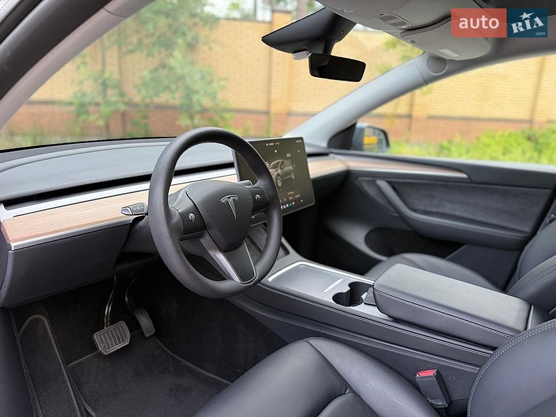 Позашляховик / Кросовер Tesla Model Y 2023 в Бучі фото 21 Позашляховик / Кросовер Tesla Model Y 2023 в Бучі