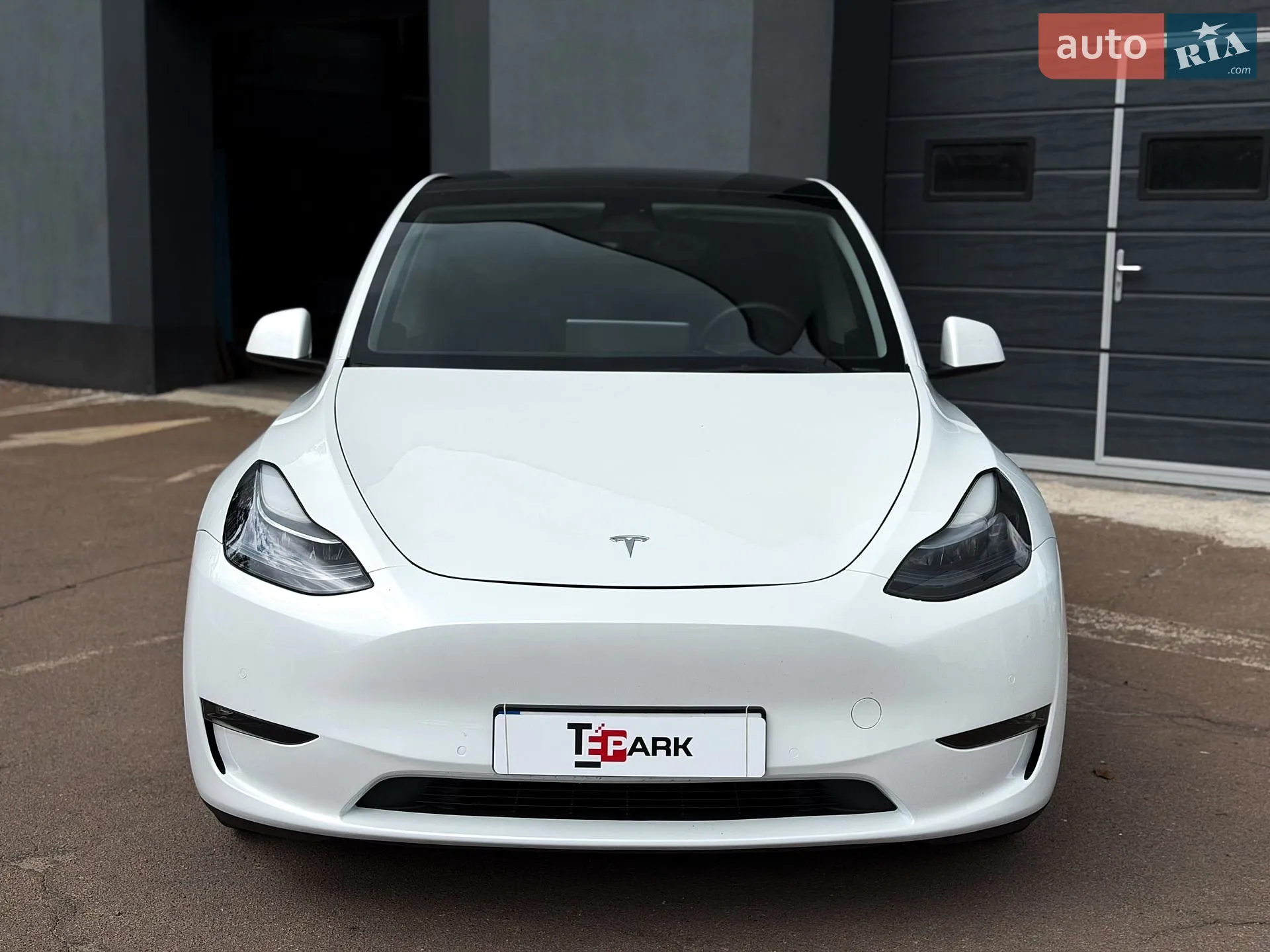 2022 Tesla Model Y - мініатюра 3
