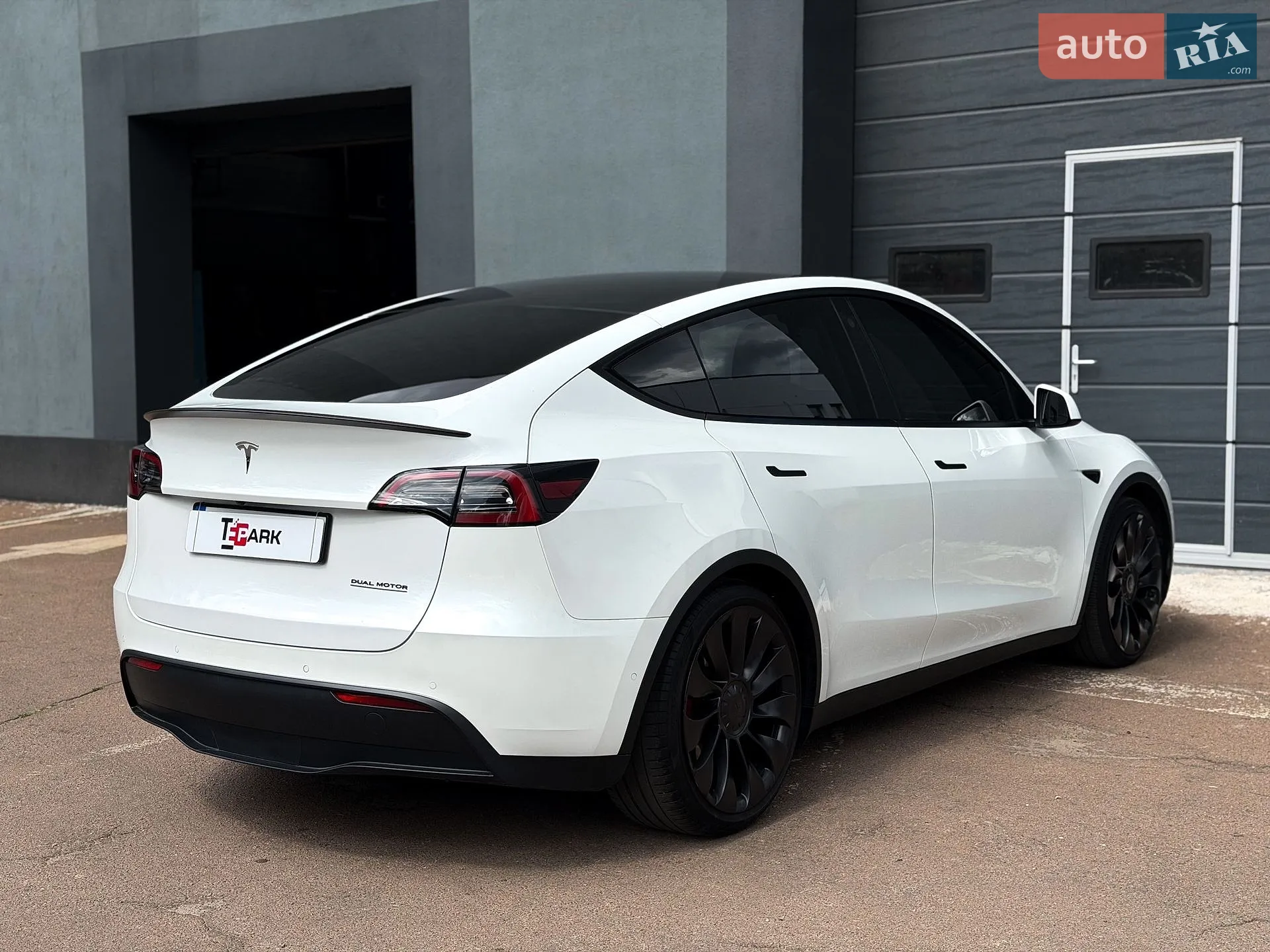 2022 Tesla Model Y - мініатюра 10