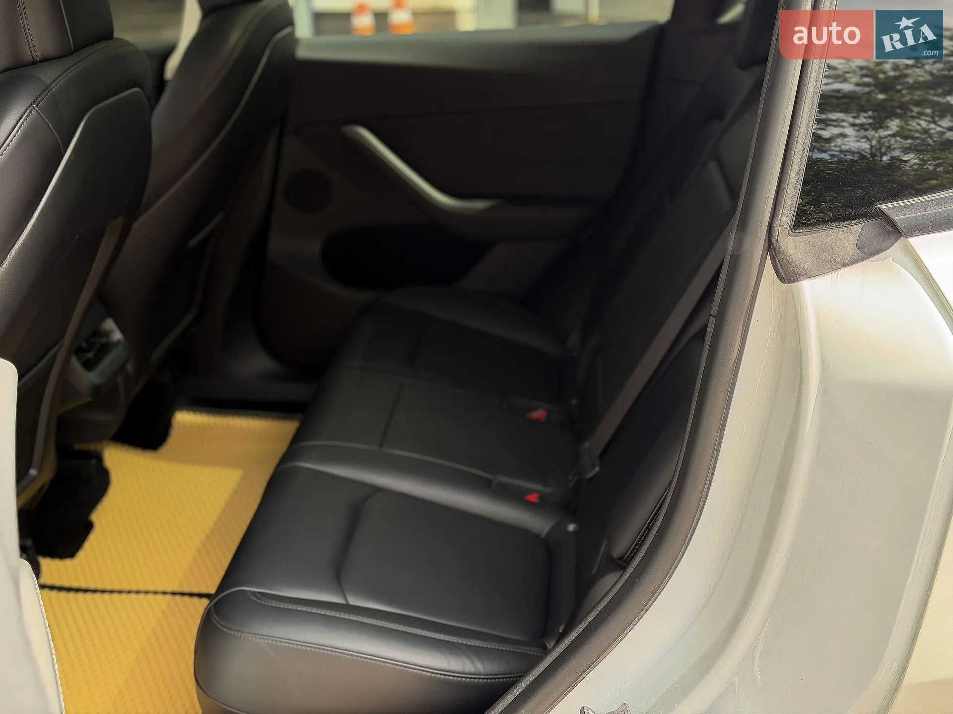 2022 Tesla Model Y - мініатюра 16