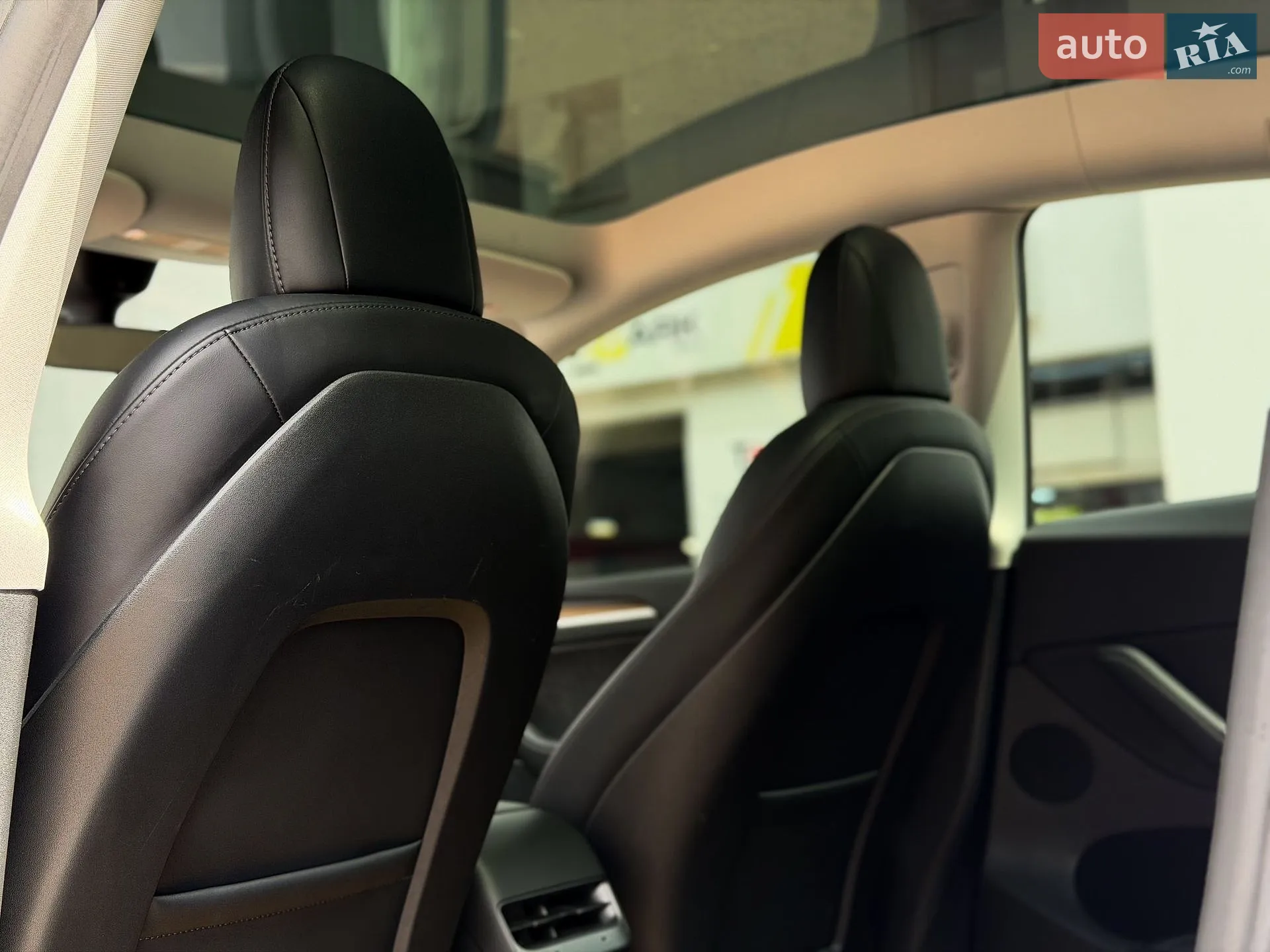 2022 Tesla Model Y - мініатюра 18