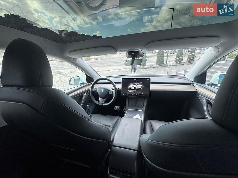 Позашляховик / Кросовер Tesla Model Y 2024 в Львові