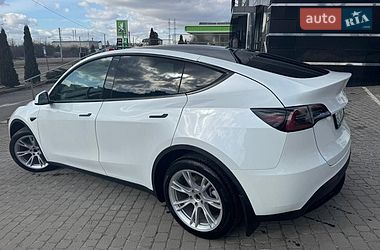 Позашляховик / Кросовер Tesla Model Y 2024 в Львові