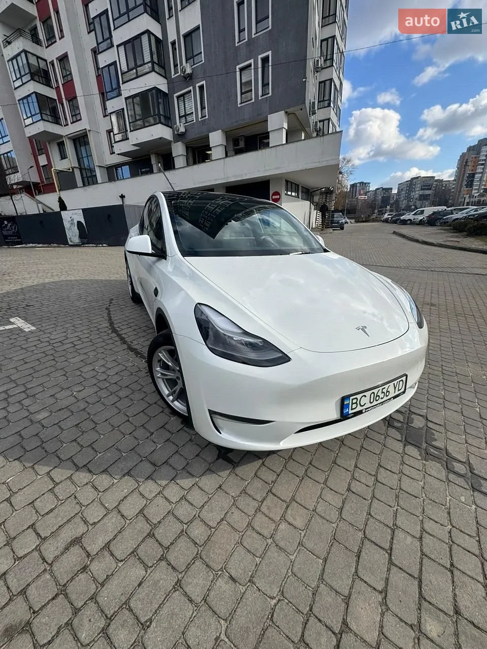 2024 Tesla Model Y - мініатюра 14