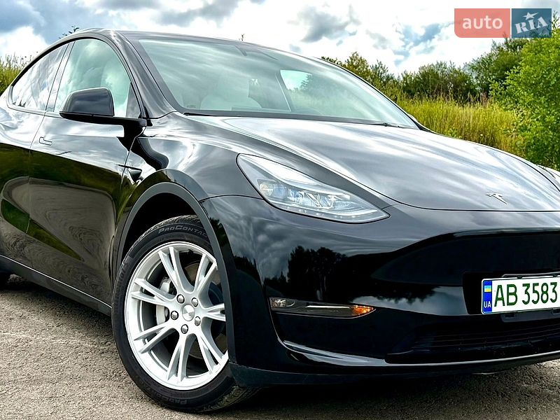 Позашляховик / Кросовер Tesla Model Y 2023 в Трускавці фото 3 Позашляховик / Кросовер Tesla Model Y 2023 в Трускавці