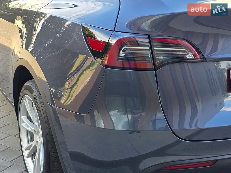 Позашляховик / Кросовер Tesla Model Y 2023 в Луцьку фото 9 Позашляховик / Кросовер Tesla Model Y 2023 в Луцьку