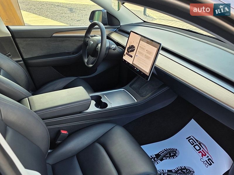 Позашляховик / Кросовер Tesla Model Y 2023 в Луцьку фото 25 Позашляховик / Кросовер Tesla Model Y 2023 в Луцьку