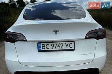Внедорожник / Кроссовер Tesla Model Y 2021 в Львове