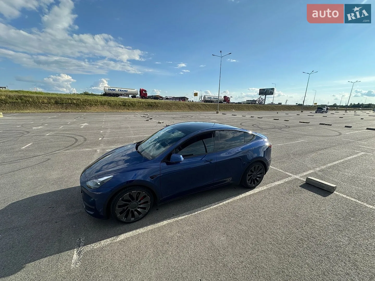 2021 Tesla Model Y - мініатюра 15
