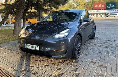 Внедорожник / Кроссовер Tesla Model Y 2022 в Львове