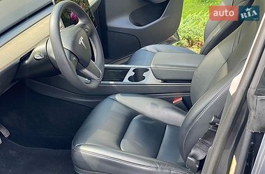 Внедорожник / Кроссовер Tesla Model Y 2023 в Трускавце