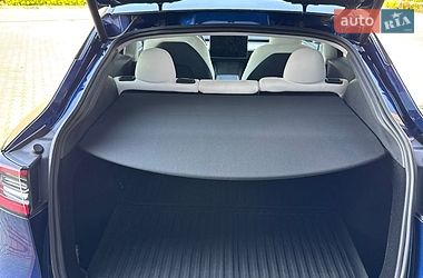 Внедорожник / Кроссовер Tesla Model Y 2024 в Ровно