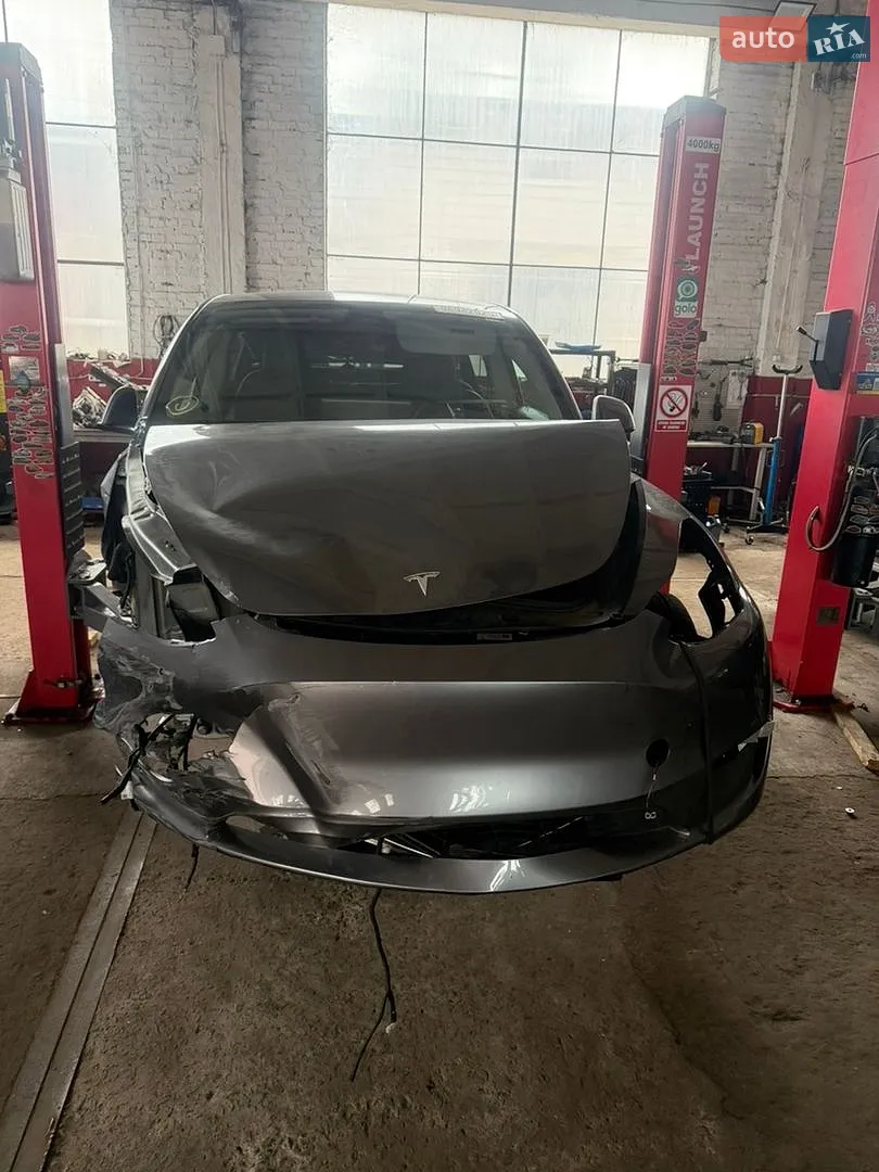 2024 Tesla Model Y - мініатюра 4