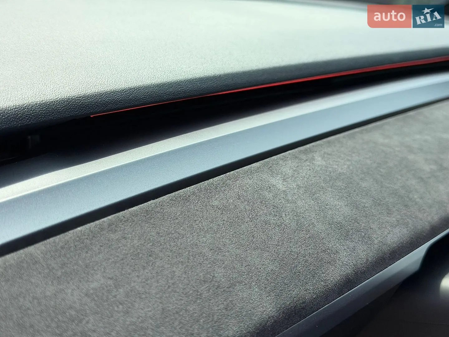 2020 Tesla Model Y - мініатюра 38