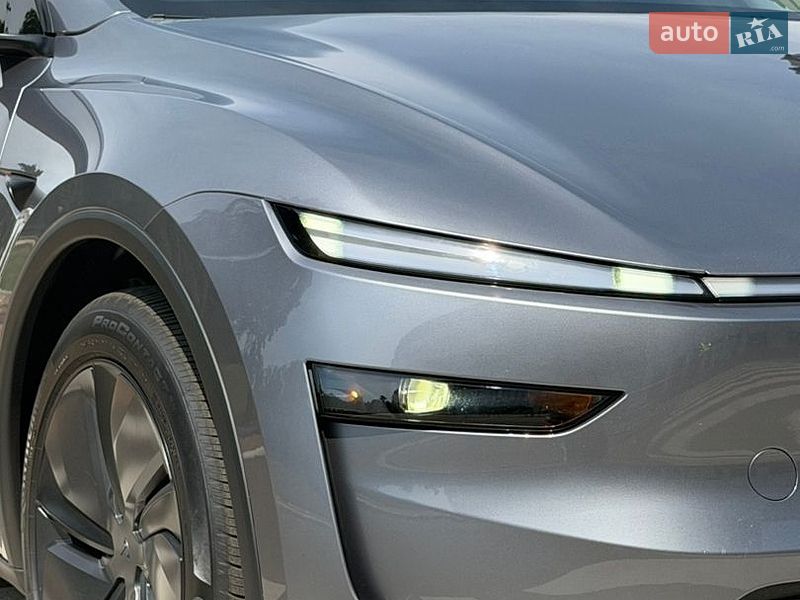 Позашляховик / Кросовер Tesla Model Y 2025 в Одесі фото 4 Позашляховик / Кросовер Tesla Model Y 2025 в Одесі