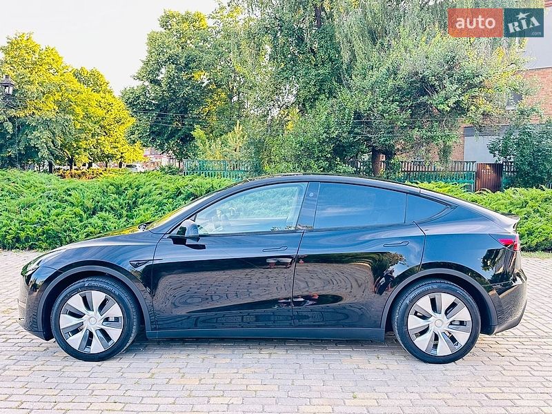 Позашляховик / Кросовер Tesla Model Y 2023 в Білій Церкві фото 8 Позашляховик / Кросовер Tesla Model Y 2023 в Білій Церкві