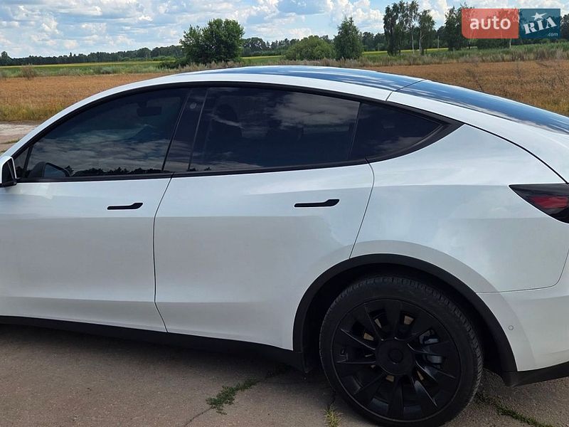 Внедорожник / Кроссовер Tesla Model Y 2022 в Чернигове фото 2 Внедорожник / Кроссовер Tesla Model Y 2022 в Чернигове