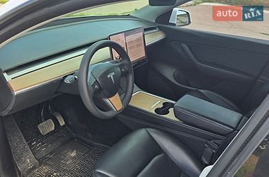 Позашляховик / Кросовер Tesla Model Y 2022 в Чернігові фото 3 Позашляховик / Кросовер Tesla Model Y 2022 в Чернігові