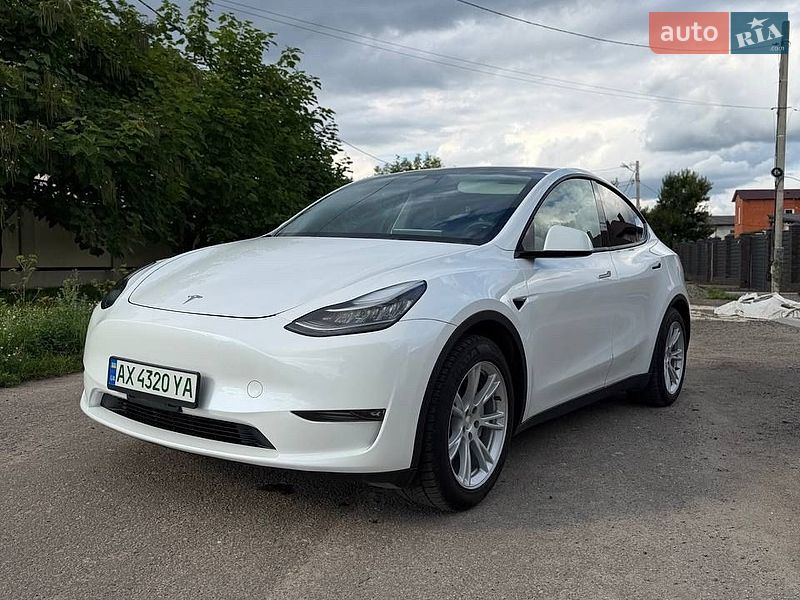 Позашляховик / Кросовер Tesla Model Y 2022 в Харкові