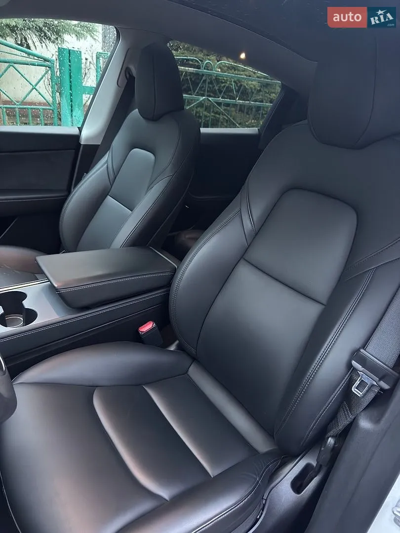 2022 Tesla Model Y - мініатюра 10