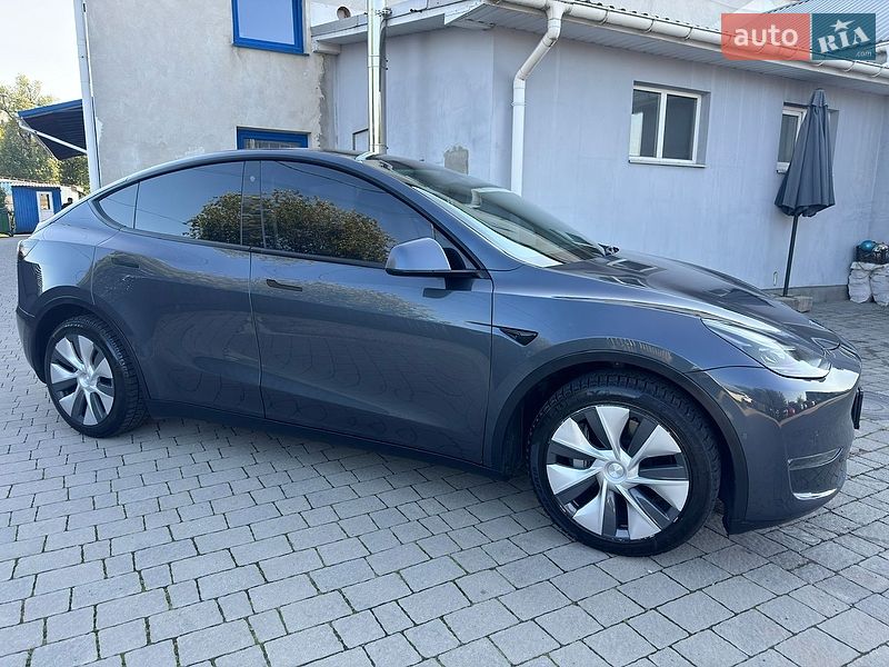 Внедорожник / Кроссовер Tesla Model Y 2020 в Ивано-Франковске