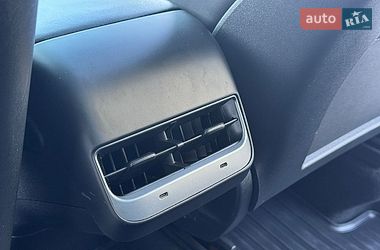Внедорожник / Кроссовер Tesla Model Y 2020 в Ивано-Франковске