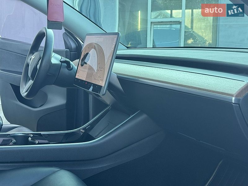 Внедорожник / Кроссовер Tesla Model Y 2020 в Ивано-Франковске