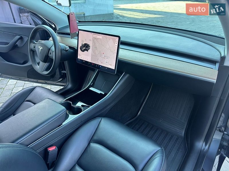 Внедорожник / Кроссовер Tesla Model Y 2020 в Ивано-Франковске