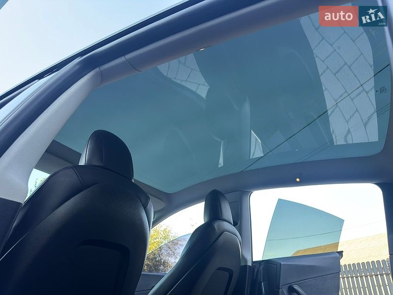 Внедорожник / Кроссовер Tesla Model Y 2020 в Ивано-Франковске