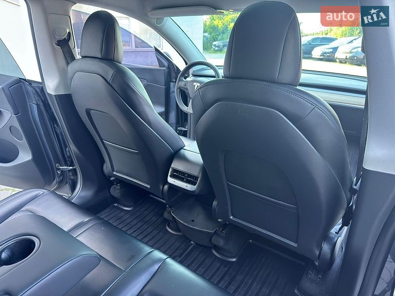 Внедорожник / Кроссовер Tesla Model Y 2020 в Ивано-Франковске