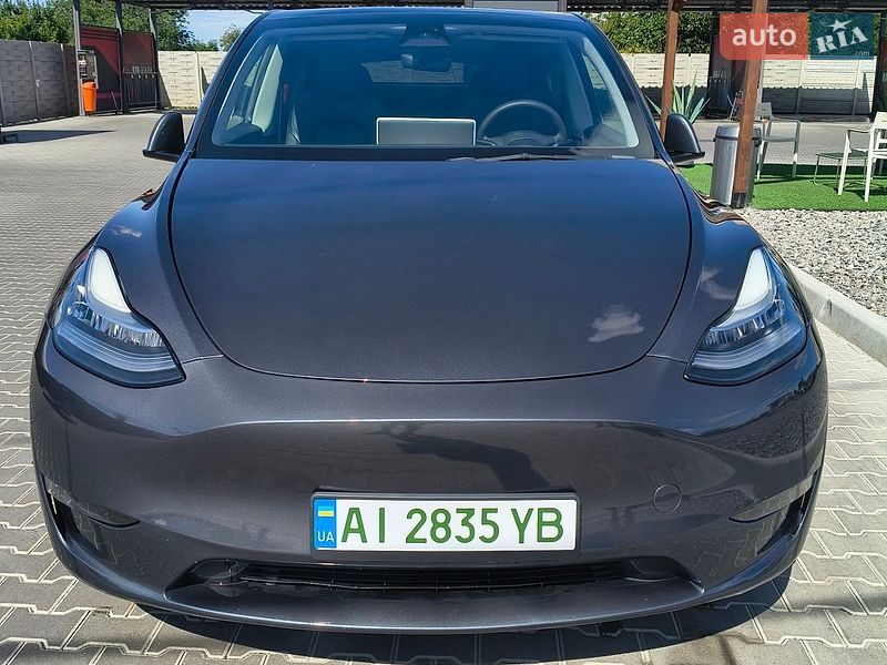 Внедорожник / Кроссовер Tesla Model Y 2023 в Киеве