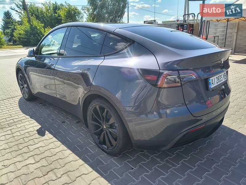 Tesla Model Y 2023 Tesla Model Y 2023