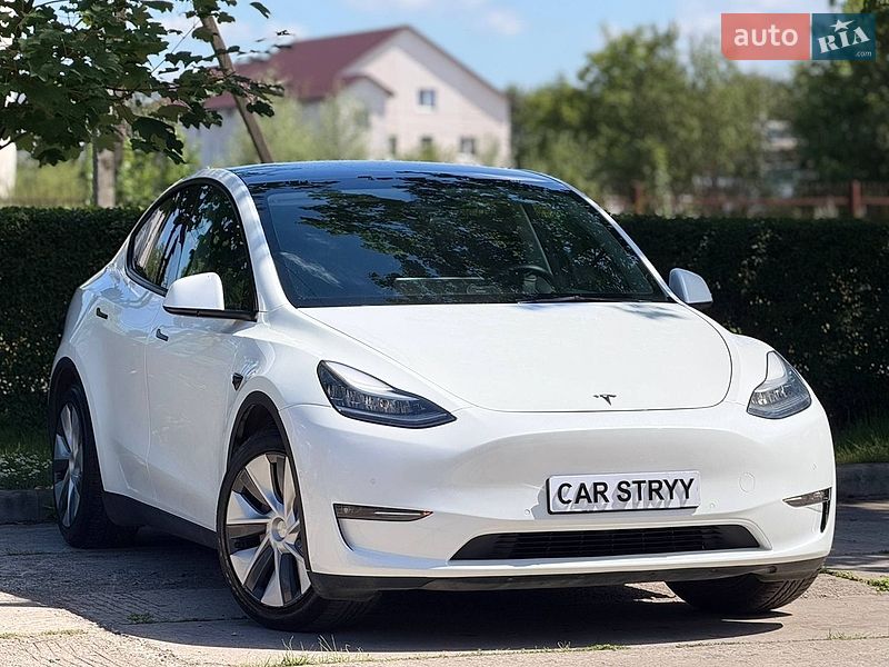 Позашляховик / Кросовер Tesla Model Y 2021 в Стрию