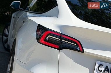 Позашляховик / Кросовер Tesla Model Y 2021 в Стрию фото 16 Позашляховик / Кросовер Tesla Model Y 2021 в Стрию