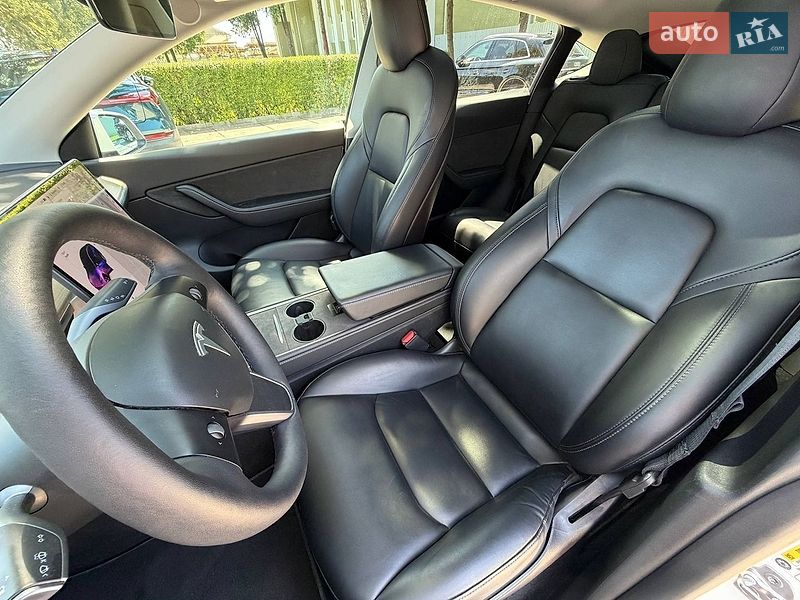 Позашляховик / Кросовер Tesla Model Y 2021 в Стрию фото 26 Позашляховик / Кросовер Tesla Model Y 2021 в Стрию